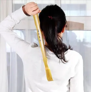 Gratte-dos en bois pour automassage, outil de grattage en bambou durable pour un soulagement facile.