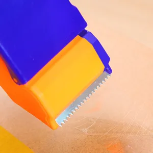 Handige tape-dispenser voor kartonnen verpakkingen en robuuste dozen snijder tool.