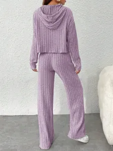 Ensemble deux pièces sweat à capuche en tricot et pantalon large pour femmes, mode automne hiver.