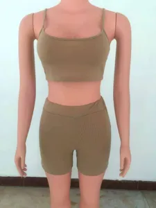 Completo due pezzi casual donna crop top senza maniche pantaloncini ciclisti tinta unita estate