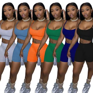 Women two piece set casual sleeveless crop top and high waist shorts summer outfit.