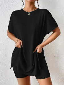 Conjunto informal de color sólido dividido de dos piezas camiseta manga murciélago.