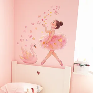 Vista detallada de pegatinas de pared de bailarina princesa y cisne rosa en alcoba