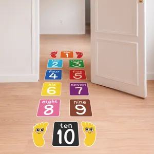 Kleurrijke hinkelbaan vloerstickers met cijfers één tot tien voor decoratie van kinderkamers