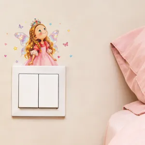 Vista detallada de un adhesivo de pared de princesa de cuento sobre un interruptor