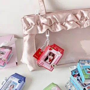 Mini álbum de fotos de cartón de leche rosa llavero para tarjetas