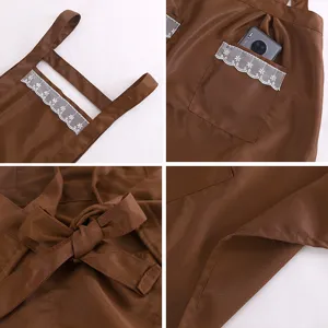 Élégant tablier de travail marron style coréen avec poche en dentelle pour la cuisine.