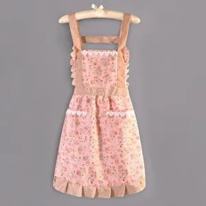 Grazioso grembiule da cucina floreale con bretelle a pois balze e tasche stile principessa