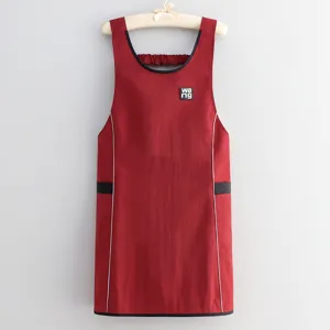 Grembiule da cucina con vita a contrasto rosso, abbigliamento da lavoro traspirante e antipolvere.