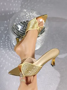 Gouden glitter sandalen met hoge hakken, sexy puntige damesschoenen voor feestjes.