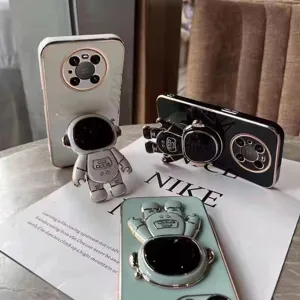3D Cartoon Astronaut Handyhülle Detailansicht, galvanisierter Ständer Ring, kreativer Aufkleber.