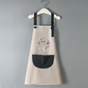 Waterdichte kinderschoot schort met konijnenprint, verstelbare bandjes en handige zak.