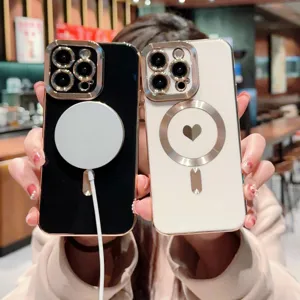 Vista dettagliata delle custodie magnetiche galvanizzate per iPhone in bianco e nero.