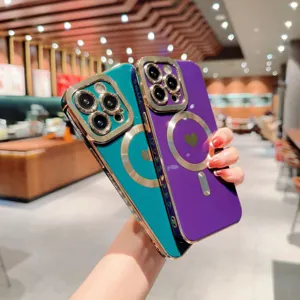 Custodia per telefono magnetica galvanizzata per iPhone con anello cuore e protezione della fotocamera