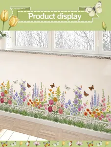 Autocollant mural fleurs et clôture dans un intérieur ensoleillé