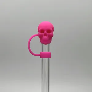 Copri cannuccia teschio in silicone rosa tappo antipolvere per bicchieri tazze riutilizzabili.