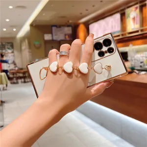Elegant electroplated heart chain phone case designed for Samsung, stylish protective cover.