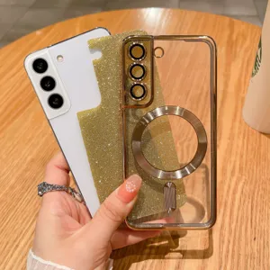 Vista dettagliata della custodia trasparente con glitter e anello magnetico protettivo.