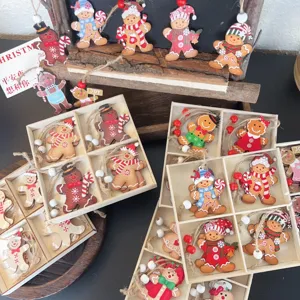 Natale Ornamenti in Legno Omino di Pan di Zenzero Confezione Regalo a Quattro Griglie Decorazione Appendere Albero di Natale