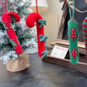 3D πλεκτά χριστουγεννιάτικα στολίδια ζαχαροκάλαμου, εορταστικά δώρα διακόσμησης δέντρου.