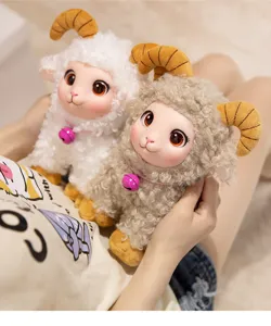 Cute plush sheep doll with vinyl face and yellow horns, soft toy bag pendant keychain decoration.