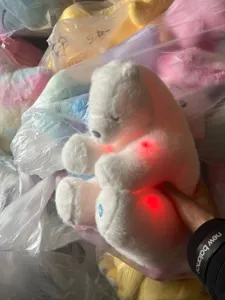 Leuchtender Eisbär Plüschtier, USB wiederaufladbares leuchtendes Kuscheltier für Kinder.
