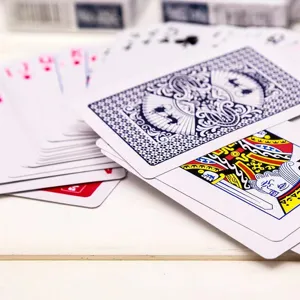 Cartes à Jouer en Papier Épaissi Motif Floral Classique Cartes de Poker Cartes de Jeu de Société pour Fête d'Adultes