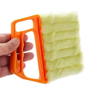 Cepillo de limpieza para persianas con fundas de microfibra multicapa para ventanas.