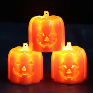 Set mit drei leuchtenden Halloween-Kürbis-LED-Lichtern für die festliche Dekoration