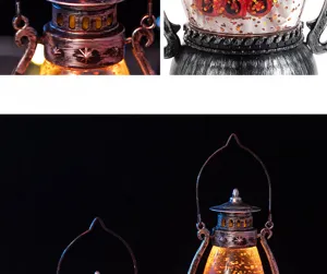 Dettagli ravvicinati di una lanterna di Halloween vintage con calda luce LED e glitter.