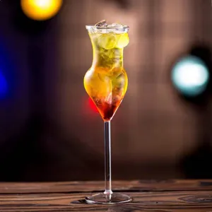 Kreatives Kristallglas Koerper Rotweinglas hochborosilikat Neuheit Cocktail Stielglas
