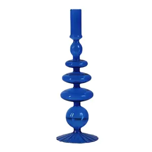 Bougeoir et vase en verre bleu pour décoration intérieure, design esthétique moderne vue principale