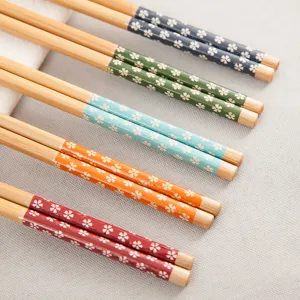 Set di bacchette in bambù in stile giapponese con motivo floreale per cucina e tavola.