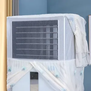 Copertura antipolvere per condizionatore verticale, elegante tessuto bianco con ricamo floreale.