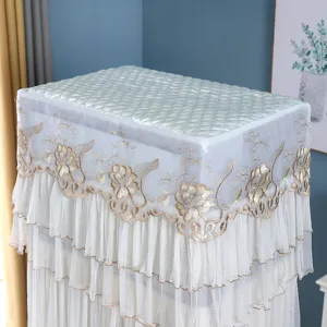 Elegante copertina antipolvere in pizzo per condizionatore verticale, trapuntata e ricamata.
