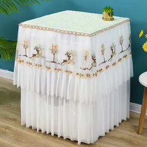 Copertura antipolvere per lavatrice in pizzo nordico, design cervo ricamato, dettaglio decoro casa.