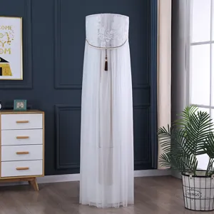 Copertura verticale per condizionatore in pizzo bianco per unita rotonde, ricamo floreale elegante.