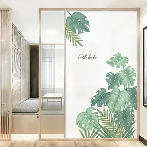 Wasserfarben Fensterfolie mit Monstera-Muster für Sichtschutz und Lichtdurchlass