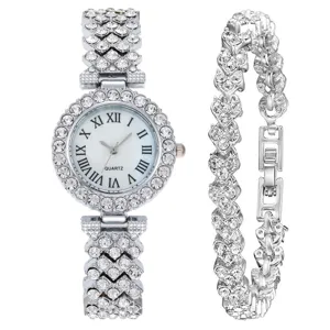 Elegante silberne Damen-Strassuhr und passendes Herz-Armband-Schmuckset