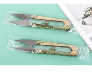 Household U-shaped spring yarn scissors set, golden metal thread cutters for sewing and crafts.