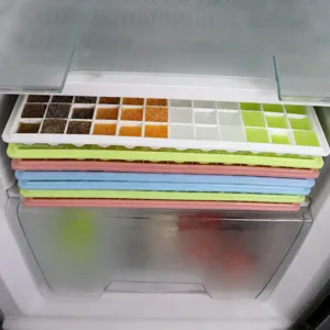 Multi-layer stackable plastic ice cube tray mold with lid for home kitchen freezer