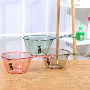 Cuillère à Eau en Plastique Épaissie Écope Transparente Avec Bec Versant Pour Cuisine Salle de Bain Bain de Bébé Utilisation Quotidienne