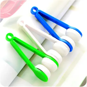 Portable mini glasses cleaner brush with dual sponge heads for easy lens wiping.