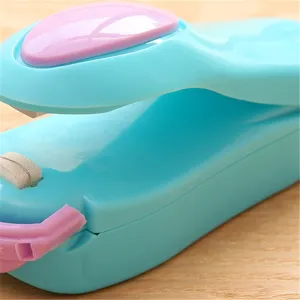 Mini portable heat sealing machine for plastic food bags hand pressure plastic bag sealer tool