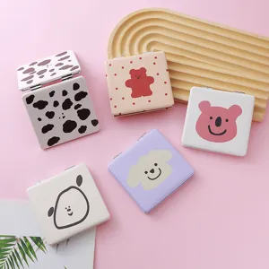 Tragbarer kleiner Klapp-Taschenspiegel süßer Cartoon Kosmetikspiegel quadratischer Make-up-Spiegel