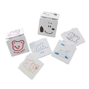 Tragbarer Mini Schminkspiegel süßer klappbarer Kosmetikspiegel quadratischer Taschenspiegel
