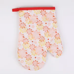 Nordic style floral heat resistant oven mitt for kitchen baking, anti-scald microwave glove.