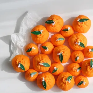 Candela Profumata Arancione Brutta Creativa Carina Candela per Aromaterapia in Cera di Frutta di Simulazione per Camera da Letto Regalo