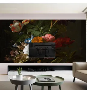 Gros plan d'une fresque murale florale style peinture à l'huile vintage