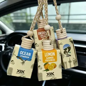 Pendentif Désodorisant pour Voiture Bouteille de Parfum en Verre Parfum Longue Durée Ornement Suspendu Décoration Intérieure de Auto